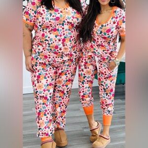 Shirley and Stone - Fall Flowers Sleepwear, Pajamas Lounge Set - Womans XS